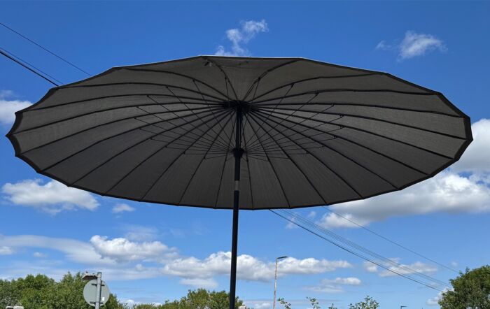 4 Seasons Outdoor Shanghai 3m Round Parasol and 15kg Base - Charcoal-8490/CBBL1