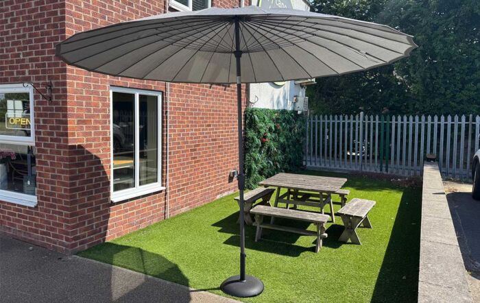 4 Seasons Outdoor Shanghai 3m Round Parasol and 15kg Base - Charcoal-8490/CBBL1