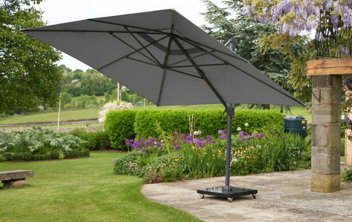Platinum Challenger T2 Manhattan Grey 3.5 X 2.6 Free Arm Parasol & 90kg Wheeled Base