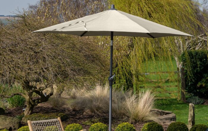 Platinum Riva 3mt Round Champagne Parasol & 40kg Ceramica Sandstone Wheeled Base