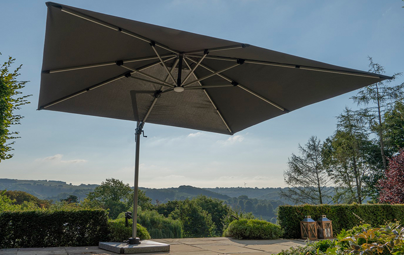 Cantilever Parasols